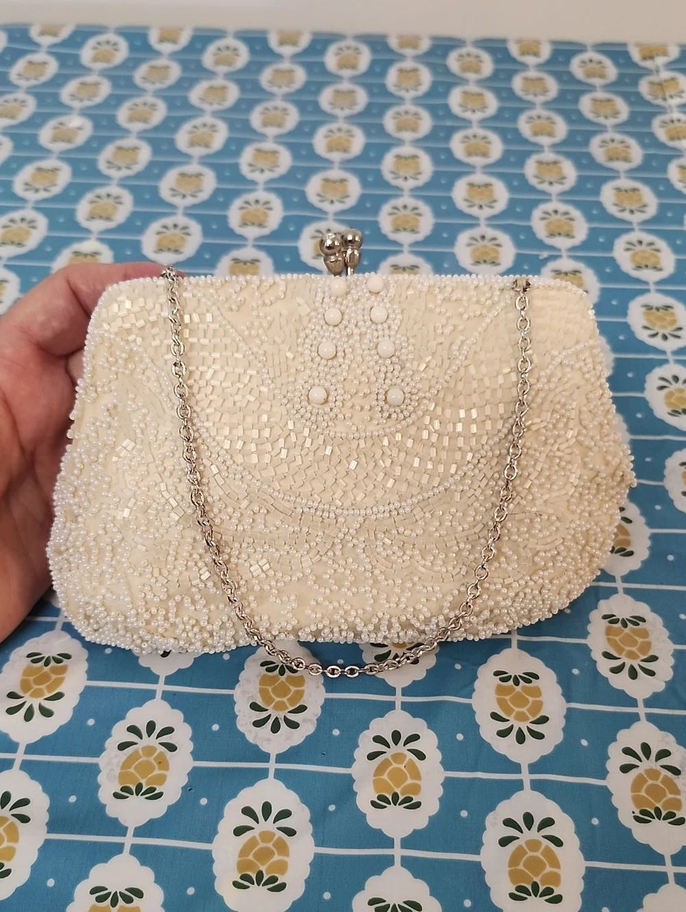 Vintage Walborg Clam Shape Pearl Beaded Clutch Gold Metal Strap rhinestones